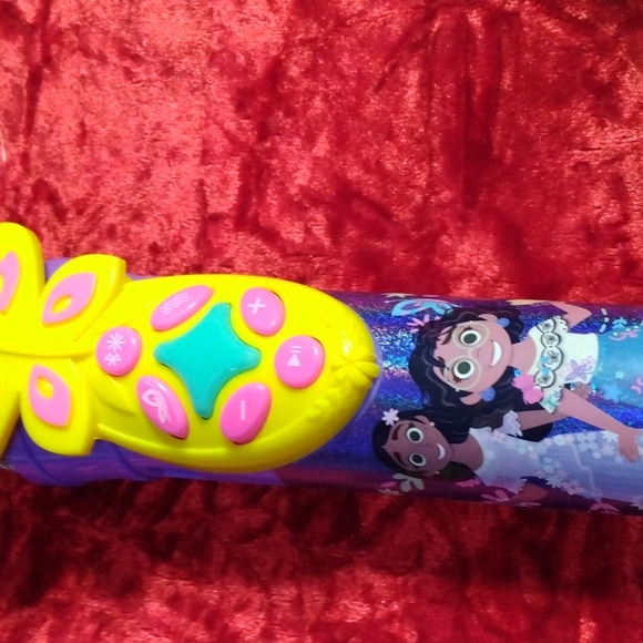 Disney encanto bluetooth microphone - Picture 4 of 5
